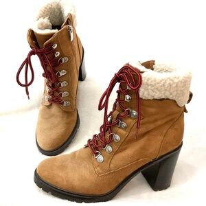 Nine West Lace Up Chunky Combat Boots Chestnut Brown Grunge Biker Booties Sz 9